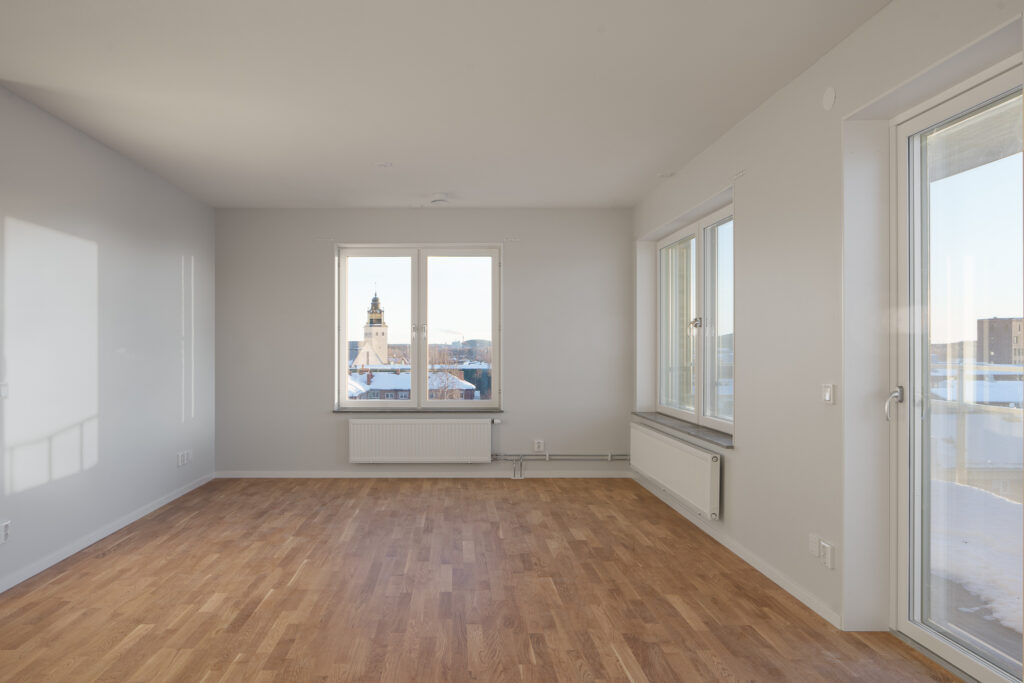 JW_230113_113022_webb_&_socialmedia